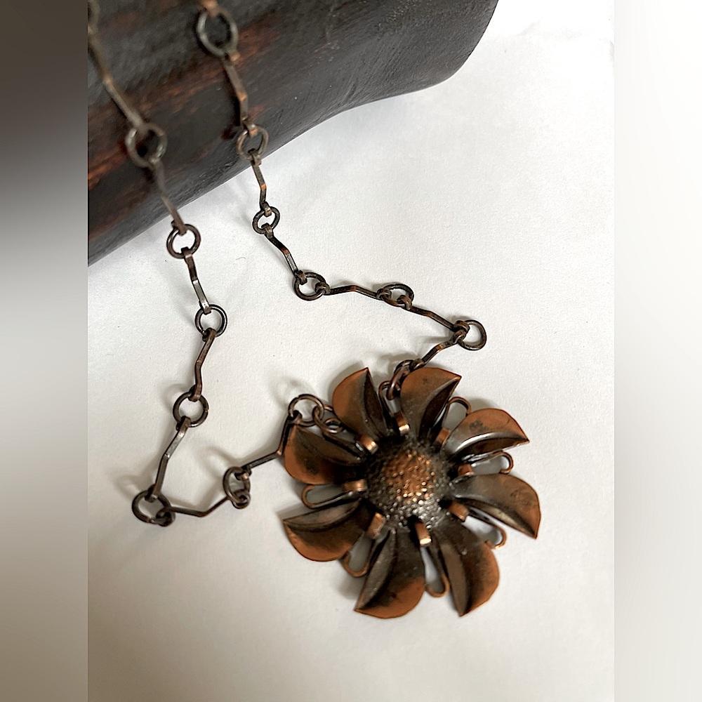 1970s Vintage copper on brass flower 5.5cm pendant on fancy 27 inch necklace.